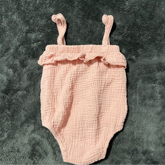 Zoey and Miles Blush Pink Romper 6-9 Months - Picture 3 of 4